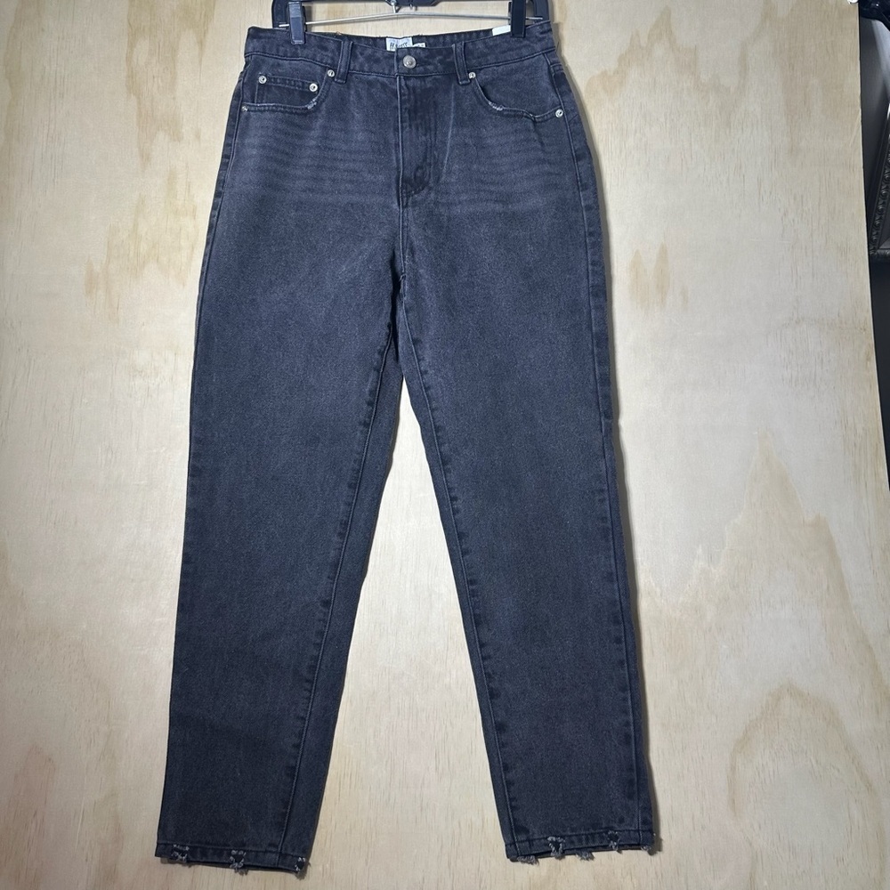 Princess Polly Denim Zaiden Black Wash Mom Jeans High Rise Distressed Hem Size 8
